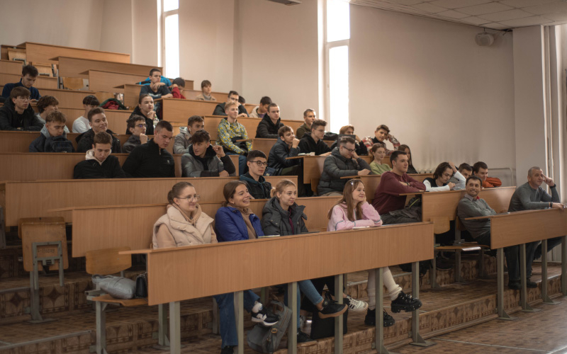 Eleks Незамай Іван студенти