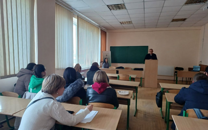 Гост Лек Стейкхолдер Ман ФН Санація (2