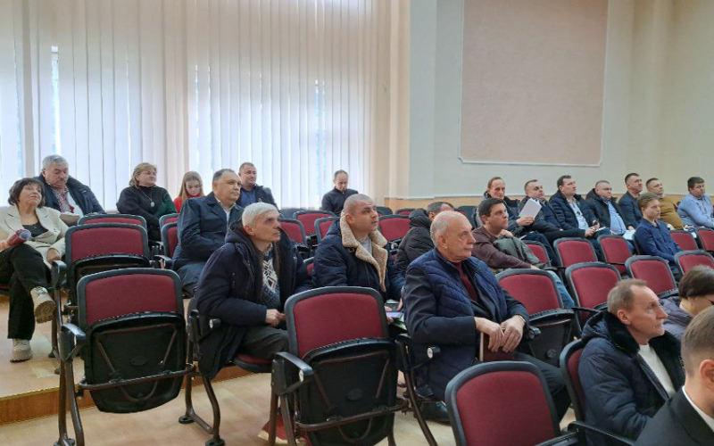 Учасники конференції