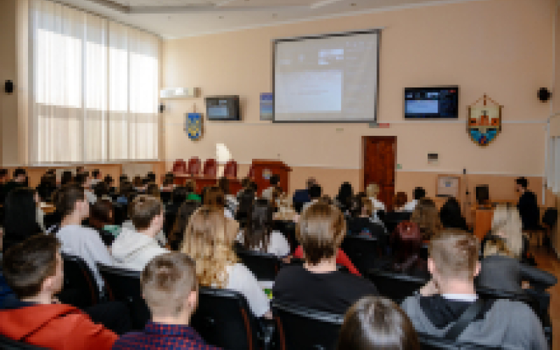 КругСтіл МИтниця 11_04_ 2024 1