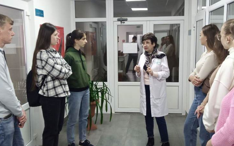 БУВР: ЗДОБУВАЧІ. ВИПУСКНИКИ. РОБОТОДАВЦІ