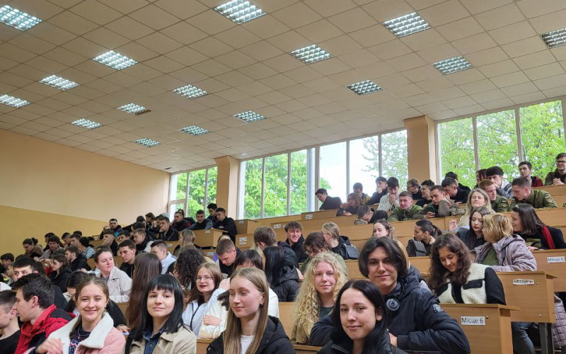 УВІЙДИ В «БРАМУ»! ДОНАТЬ СВІЙ ЧАС НА ЗАХИСТ ІНФОПРОСТОРУ!