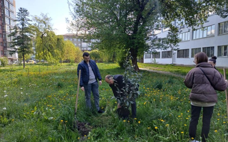 Студенти - екологи підвищення рівня озеленення міста Івано-Франківська