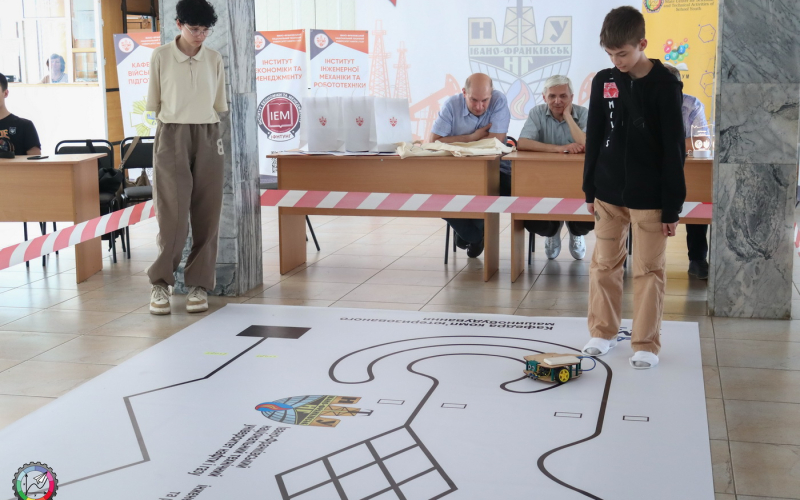 Перегони роботів