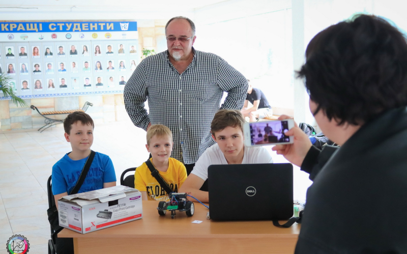 Перегони роботів