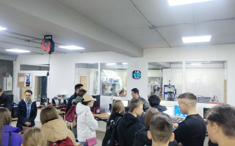 ІФНТУНГ гостинно відкриває двері для учнів шкіл!