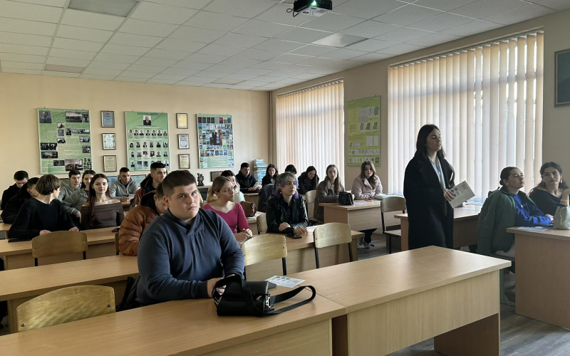 ПРОФЕСІОНАЛИ-ПРАКТИКИ ПРОПОНУЮТЬ МОЖЛИВОСТІ