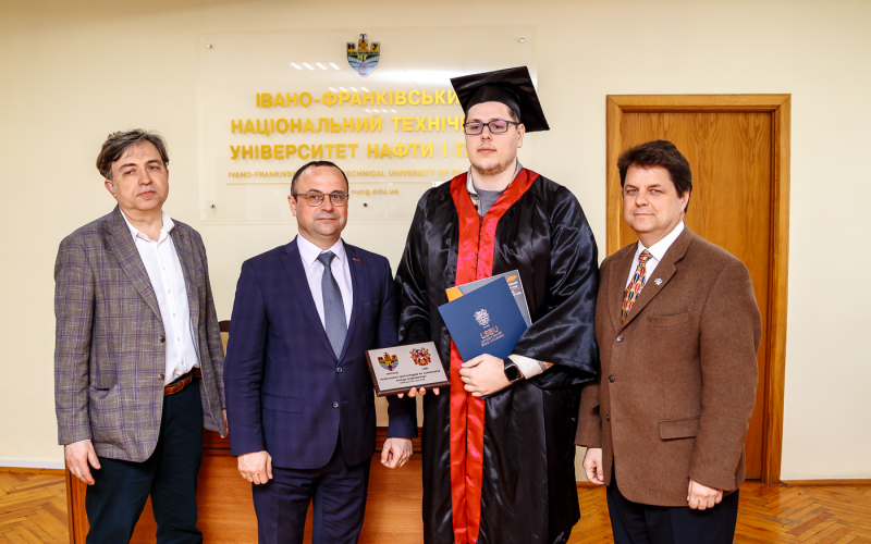 Україна–Велика Британія: ІФНТУНГ випускає фахівців міжнародного рівня