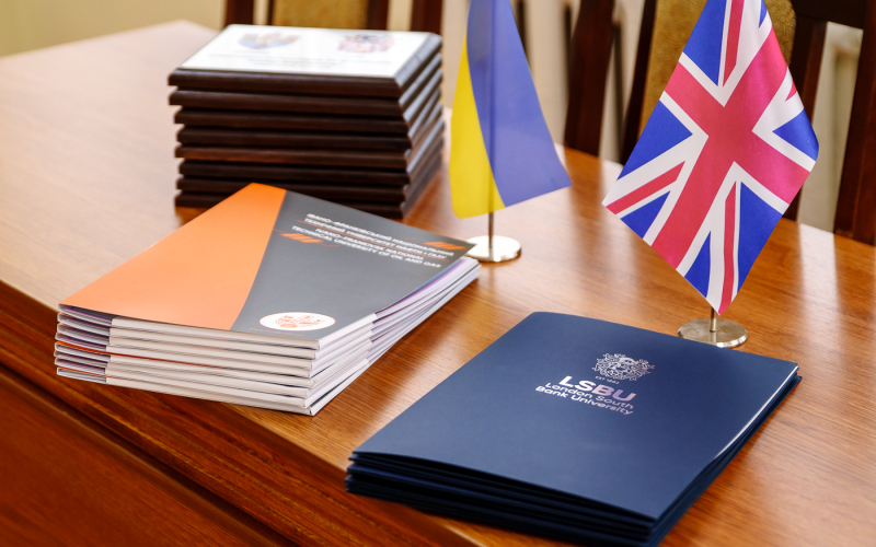 Україна–Велика Британія: ІФНТУНГ випускає фахівців міжнародного рівня