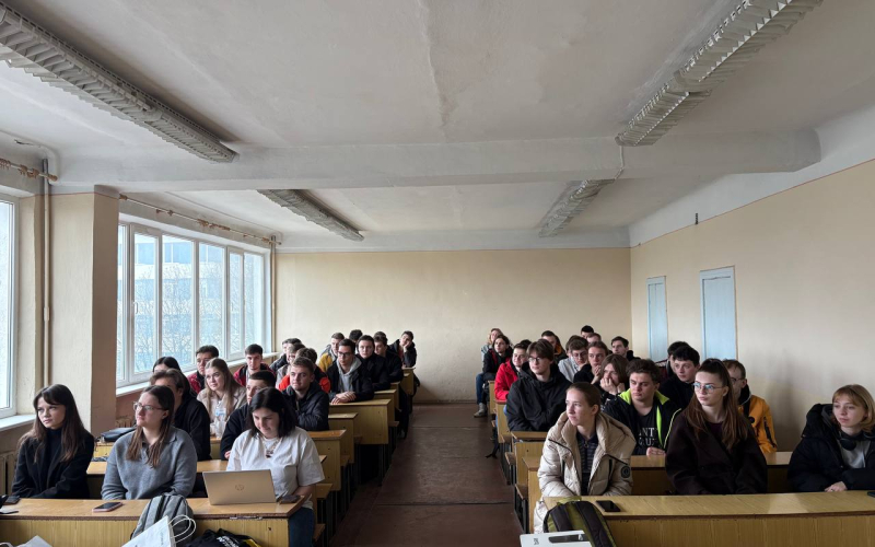 Зустріч із експертом AWS