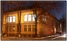 Корпус ІЕМ вночі