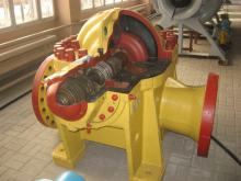 Насос магістральний типу НМ 2500-230 (з кутовим розрізом)