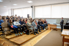Єдині, щоб розвивати університет