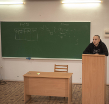 Eleks Незамай Іван за трибуною