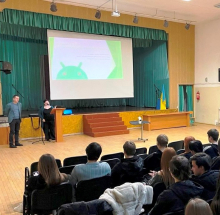Знайомство з ІТ-професіями: кафедра інженерії програмного забезпечення провела профорієнтаційну зустріч для ліцеїстів